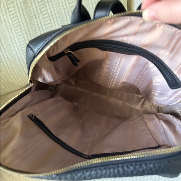 New without tags Fiorelli genuine black leather backpack - Picture 4 of 5